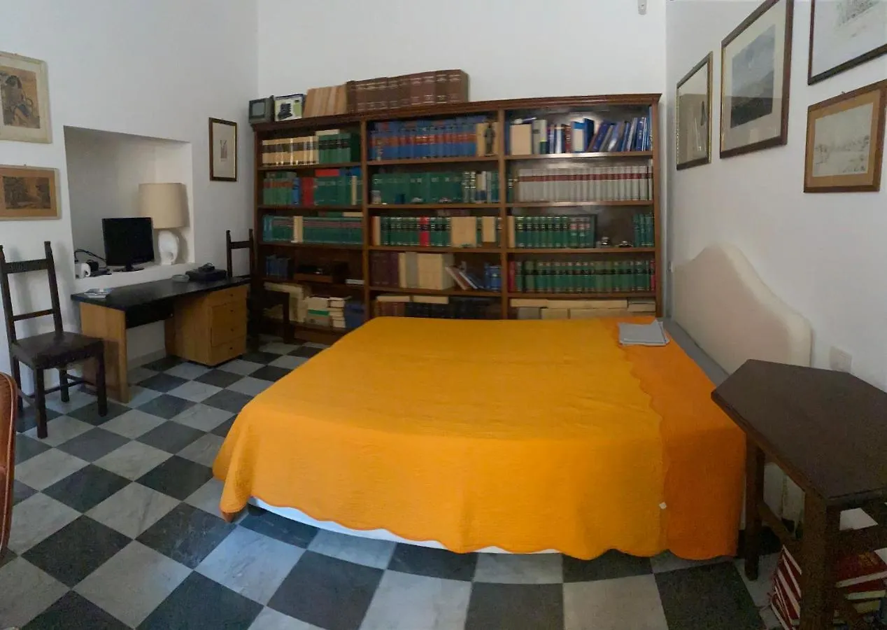 Apartment Lo Studio Pisa